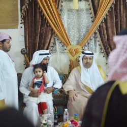 الأمير سلطان بن سلمان يدشن كتابه “الخيال الممكن” ويهدي نسخته الأولى لخادم الحرمين الشريفين