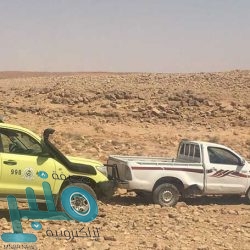 صاحب صورة” أمرأة تظلل زوجها” أثناء تأديته الصلاة يكشف سر تداولها