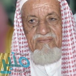 مقال لـ”خالد الفيصل” بعد مشاهدة شاب سعودي يرتدي بدلة