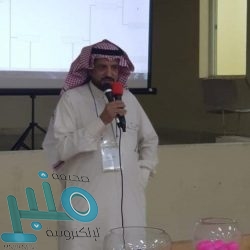 أمانة الباحة تغلق محال مخالفة وتضبط أغذية تالفة