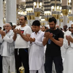 صدور موافقة خادم الحرمين الشريفين على منح وسام الملك عبدالعزيز من الدرجة الثالثة لـ 200 مواطن ومواطنة لتبرع كل منهم بأحد أعضائهم الرئيسة