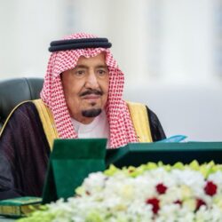 الأمير سعود بن مشعل يتوِّج أكثر من 21 ألف خريج بأمِّ القرى