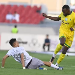 الشباب يتغلب على الرائد بثنائية في الدوري