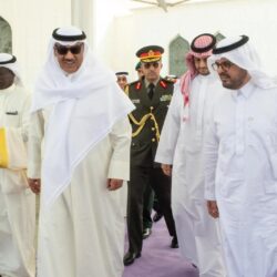 القوات الخاصة للأمن البيئي تضبط مخالفين لنظام البيئة لتخزينهما وبيعهما فحمًا محليًا في منطقة مكة المكرمة