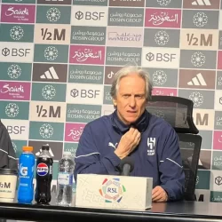 الخليج يحقق فوزًا مثيرًا على الهلال 3-2 في دوري روشن السعودي