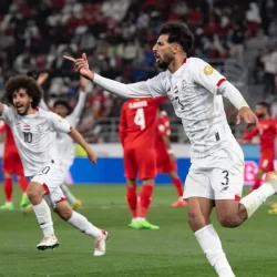 سمو وزير الرياضة يهنئ بعثة المنتخب السعودي بمناسبة الفوز والتأهل لنصف نهائي خليجي 26