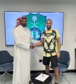 الأهلي يتعاقد مع عطيف لاعب الهلال